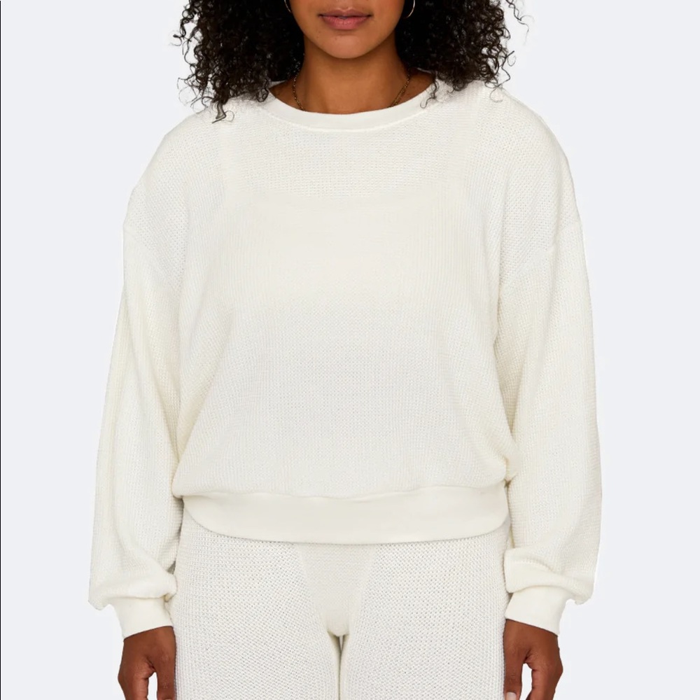 SetActive lounge top only!! - worn once (grey not white). Perfect condition!